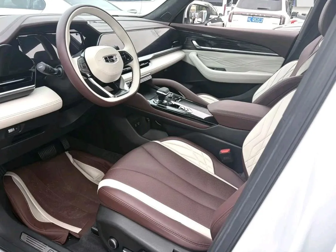 GEELY XINGYUE L PREMIUM 2021