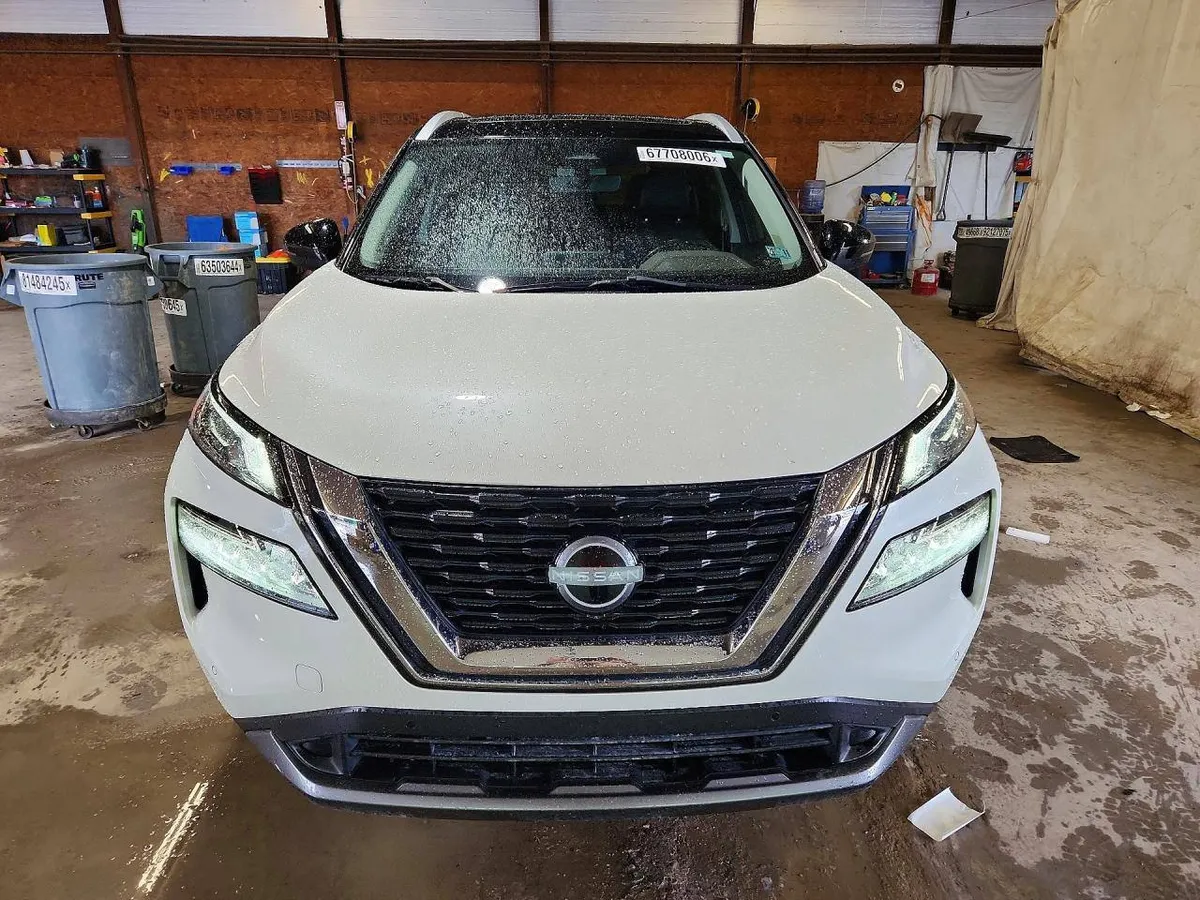 NISSAN ROGUE 2022