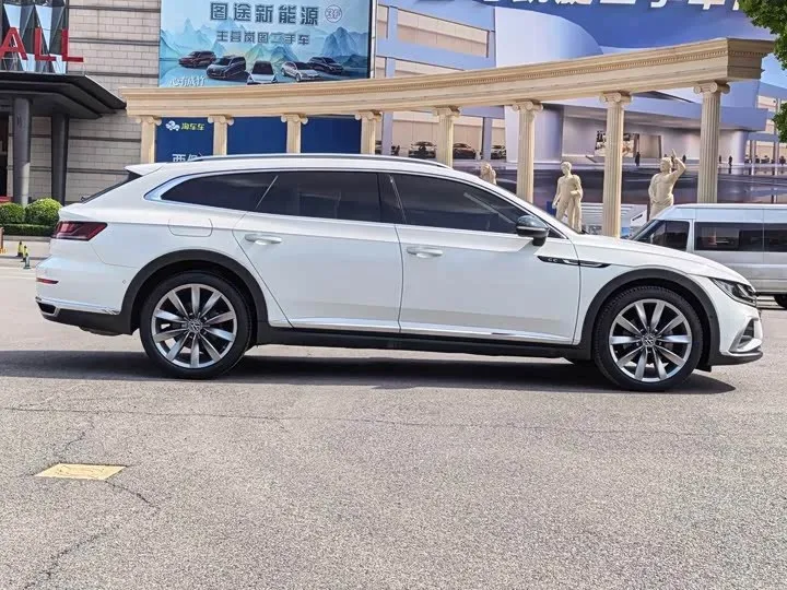 VOLKSWAGEN CC 2021
