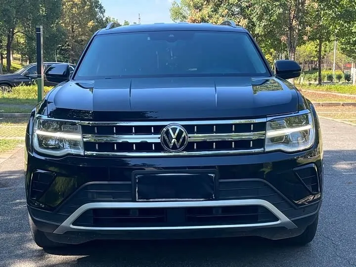 VOLKSWAGEN TERAMONT LUXURY 2022