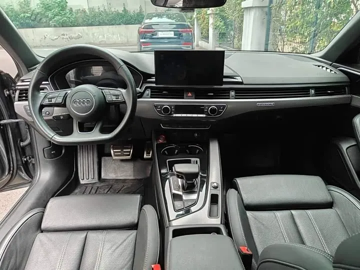 AUDI A4L LUXURY 2023
