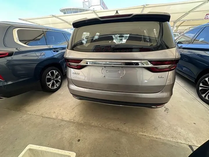 GEELY JIAJI LUXURY 2022