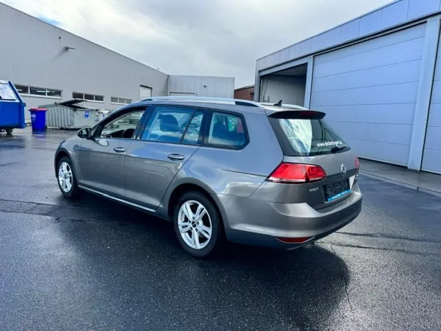 VOLKSWAGEN GOLF VARIANT 2015