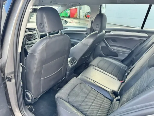 VOLKSWAGEN GOLF VARIANT 2015