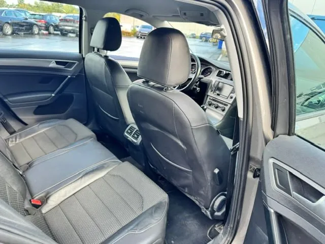 VOLKSWAGEN GOLF VARIANT 2015