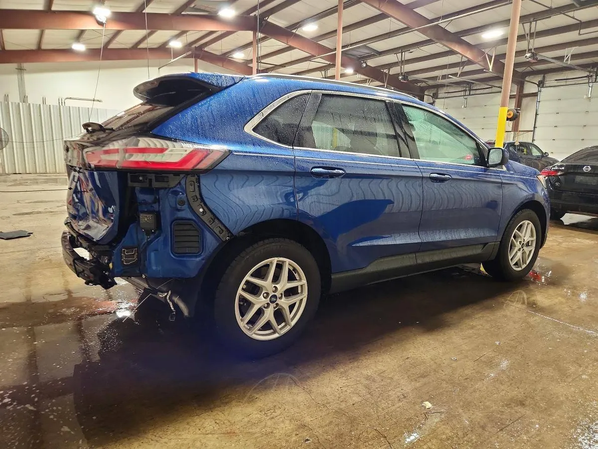 FORD EDGE SEL 2022