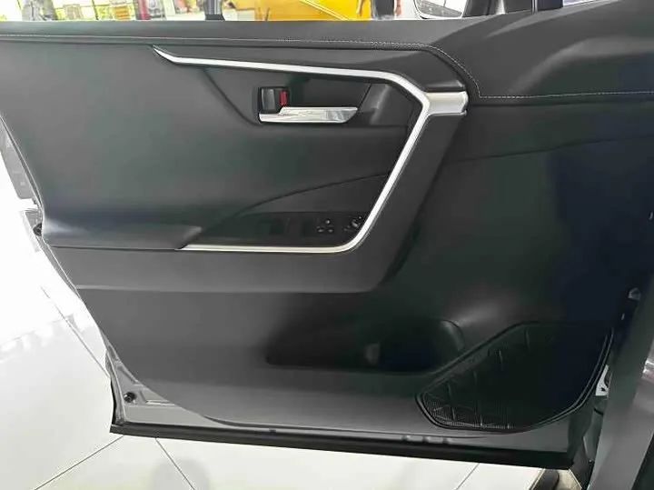 TOYOTA RAV4 2022