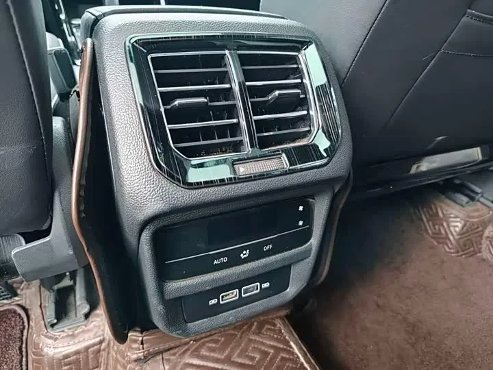 VOLKSWAGEN TAYRON X 2023