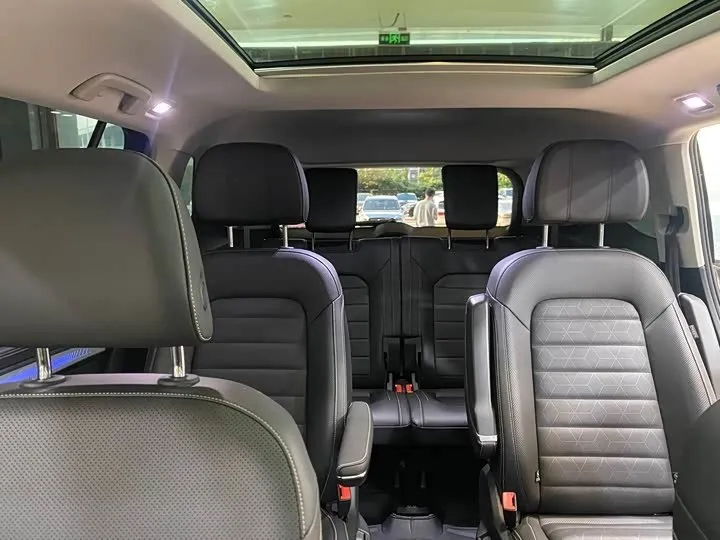 VOLKSWAGEN TALAGON LUXURY 2023