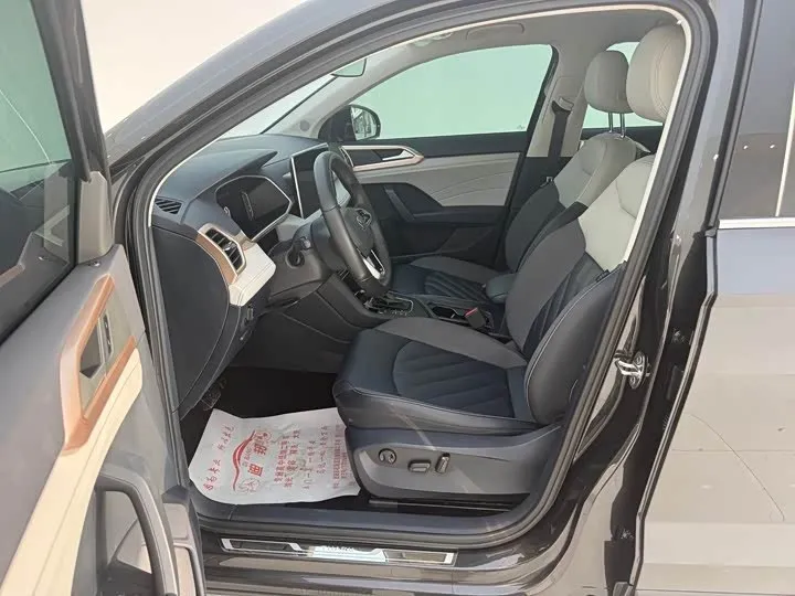 VOLKSWAGEN THARU FULL THARU 300TSI 2WD FULL 2023