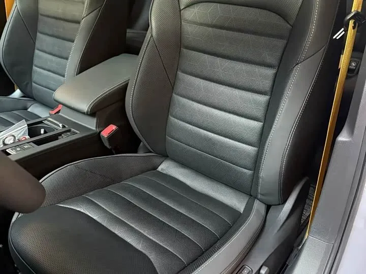 VOLKSWAGEN CC 2023