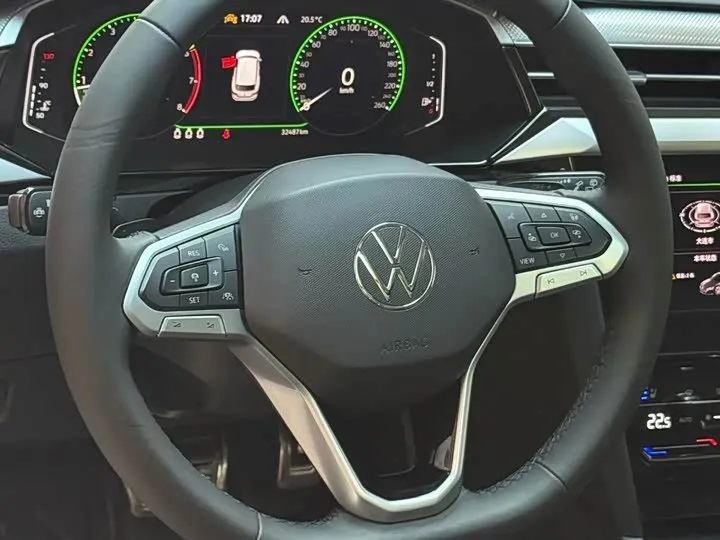 VOLKSWAGEN CC 2023