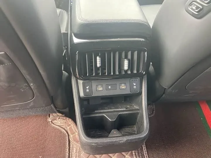 HYUNDAI CUSTO PREMIUM 2021