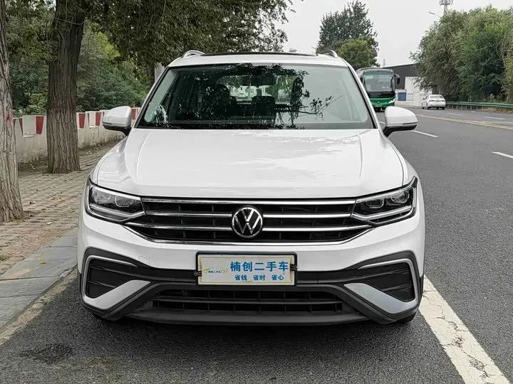 VOLKSWAGEN TIGUAN L 2024