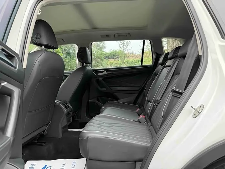 VOLKSWAGEN TIGUAN L 2024
