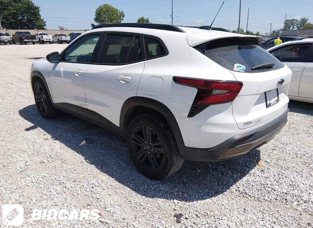 CHEVROLET TRAX 2023