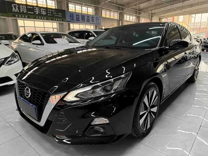 NISSAN ALTIMA 2022