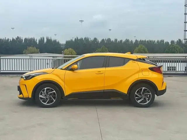 TOYOTA C-HR LUXURY 2022