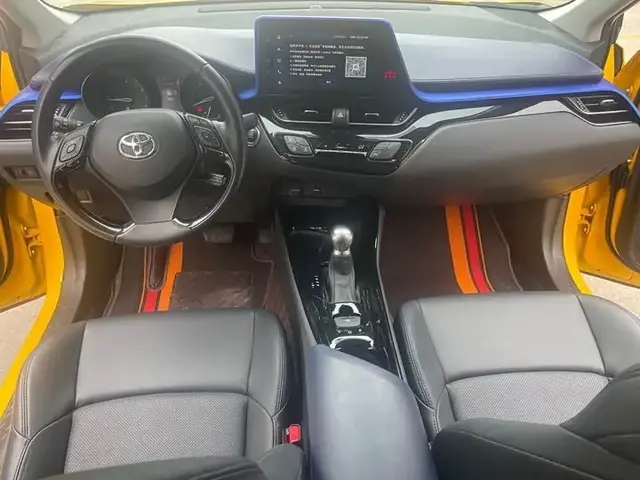 TOYOTA C-HR LUXURY 2022