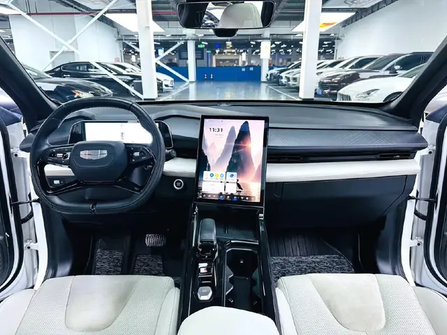 GEELY BOYUE COOL 2023