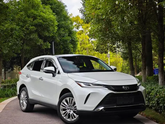 TOYOTA VENZA PREMIUM 2023