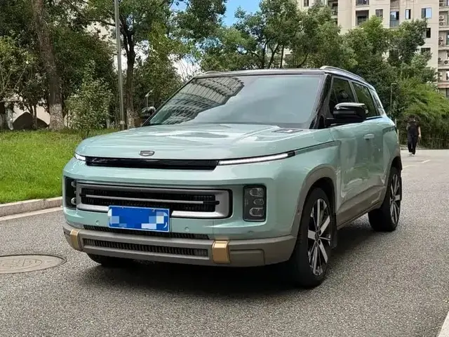 GEELY ICON PREMIUM 2023