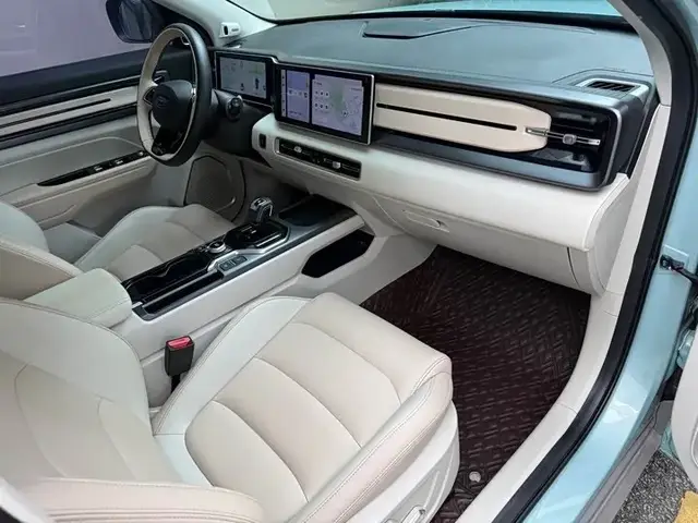 GEELY ICON PREMIUM 2023