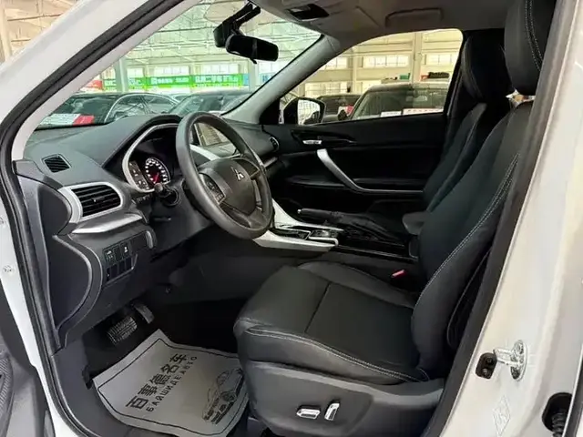 MITSUBISHI ECLIPSE CROSS 2022 ECLIPSE CROSS 1 2022