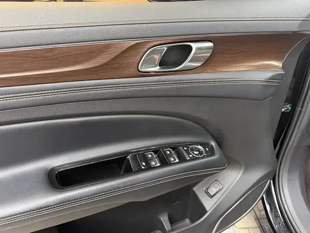 FORD EQUATOR PREMIUM 2023