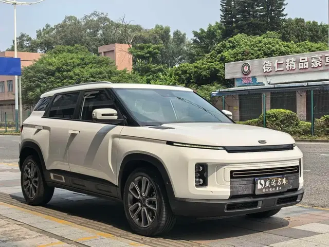GEELY ICON 2020