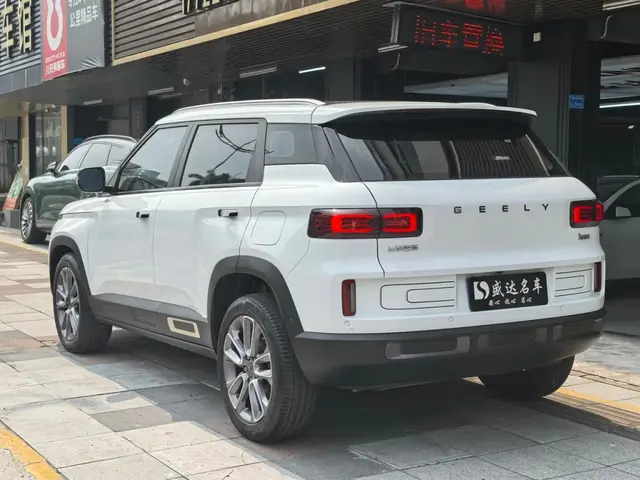 GEELY ICON 2020