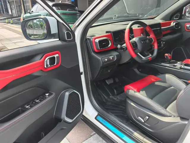 GEELY ICON 2020