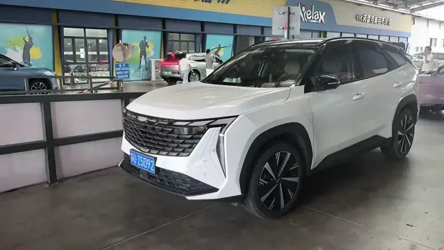 GEELY BOYUE L PREMIUM 2023