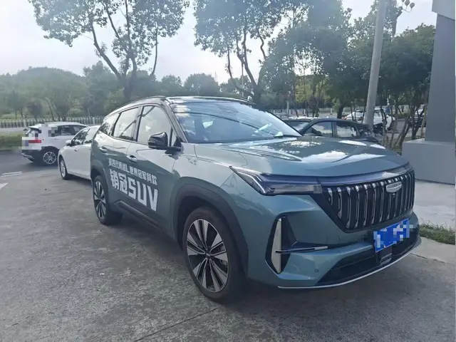 GEELY BOYUE L JINXIU 2025