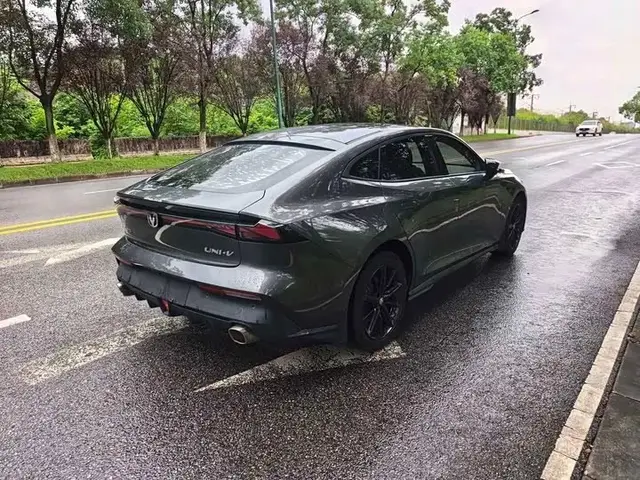 CHANGAN UNI-V PREMIUM 2022