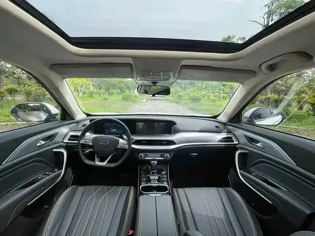 BESTUNE T77 LUXURY 2023