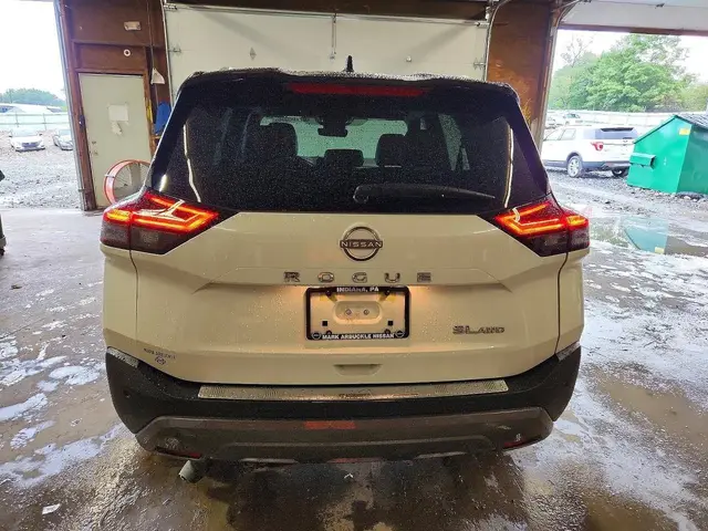 NISSAN ROGUE 2022