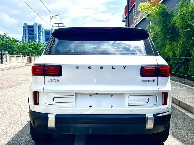 GEELY ICON PREMIUM 2023