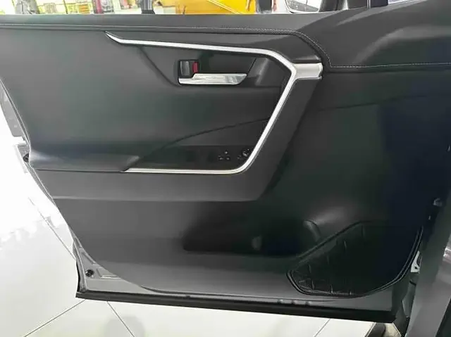 TOYOTA RAV4 2022
