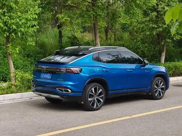 VOLKSWAGEN TAYRON X 2023