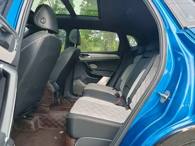 VOLKSWAGEN TAYRON X 2023