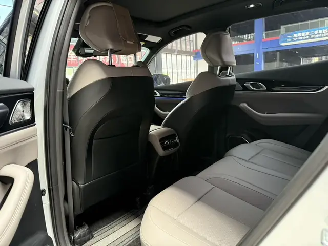 GEELY BOYUE L 2025