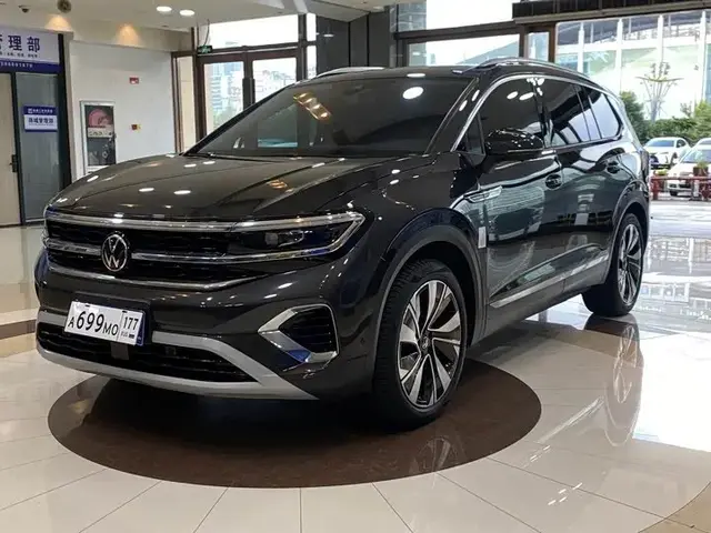 VOLKSWAGEN TALAGON LUXURY 2023