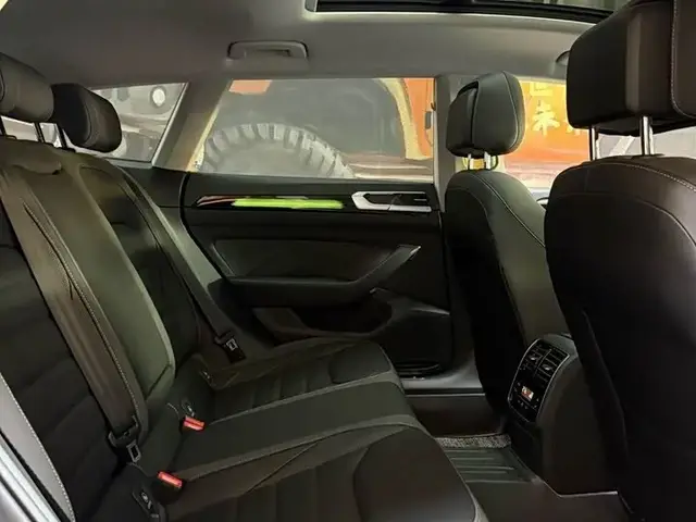 VOLKSWAGEN CC 2023