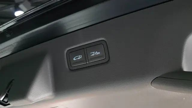HYUNDAI STARIA LOUNGE STARIA 4WD LOUNGE 9-SEATER 2022