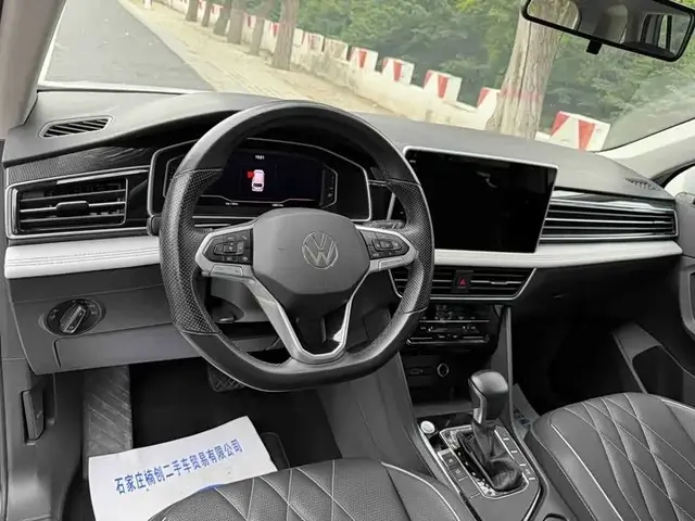VOLKSWAGEN TIGUAN L 2024