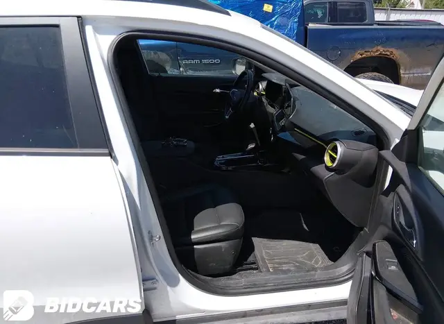 CHEVROLET TRAX 2023