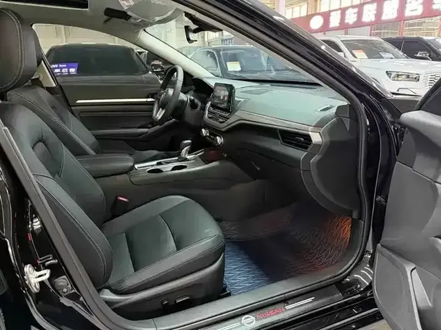 NISSAN ALTIMA 2022