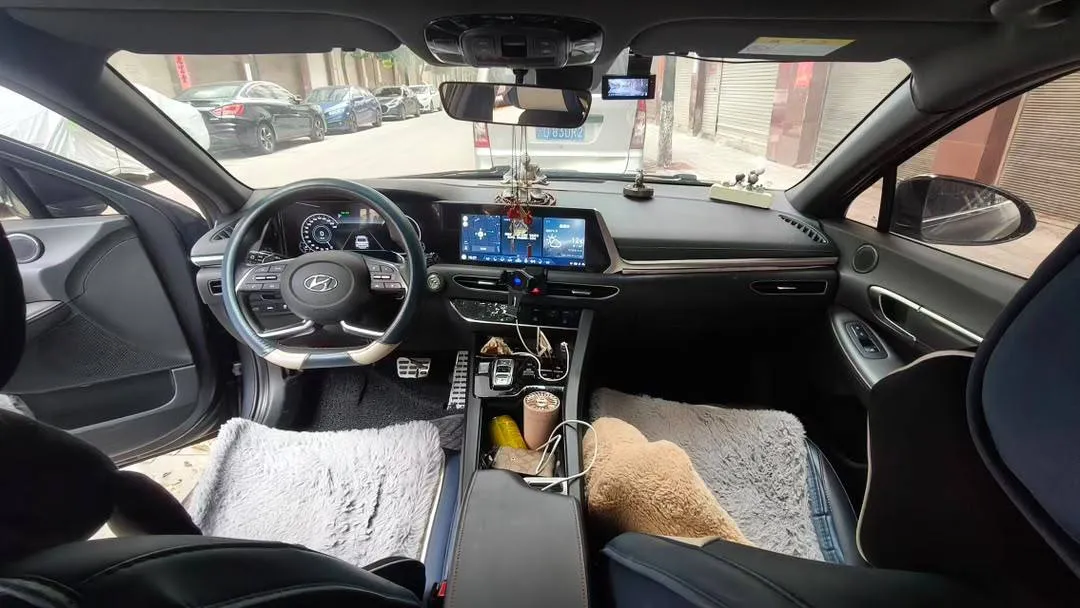 HYUNDAI SONATA 10 2022