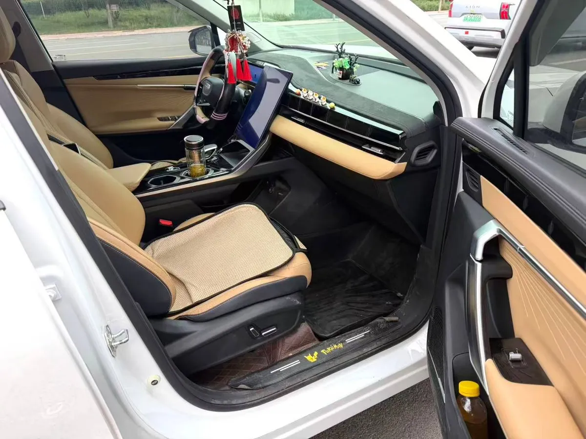 GEELY BOYUE L 2023